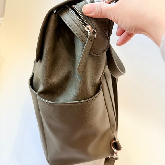 Mina Baie Kinney Backpack Vegan Full Sage - Picture 5 of 14